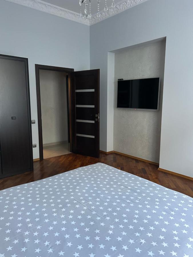 Apartment On Centre Lemberg Exterior foto
